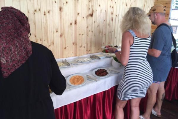 Beautiful Sultan House At Cleopatra Beach 1 With Umbrellas, Balcony, Barbecue, Private 100Mbps Wifi, Smart Tv, Table Games, Vip Trans-Fer - Beautiful Apartmenthouse Alanya Eksteriør billede